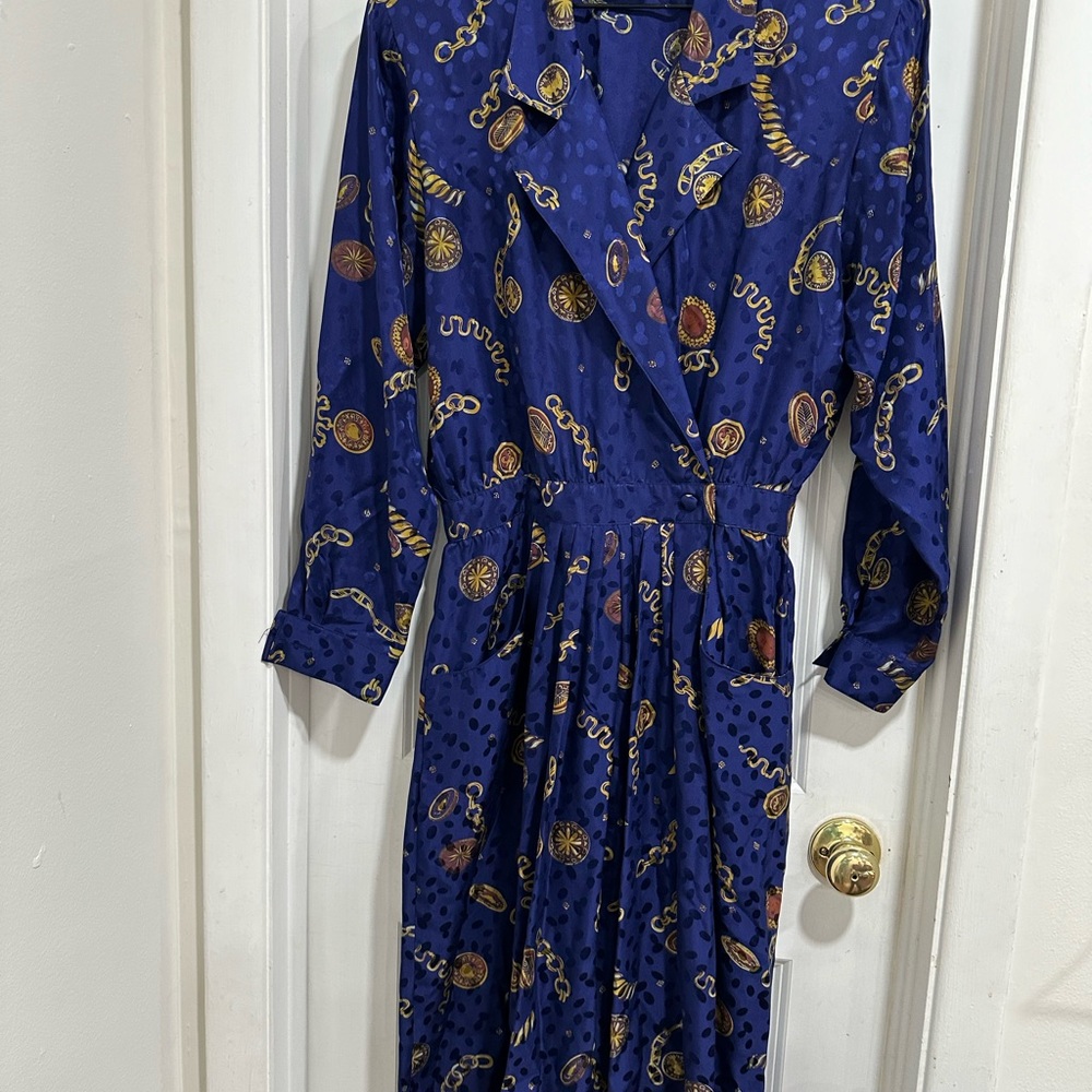 Maggie London dress exclusively by Neiman Marcus never wore no tags